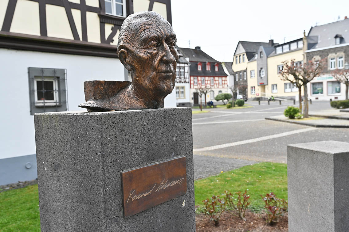 Bassenheim Eifel Adenauer