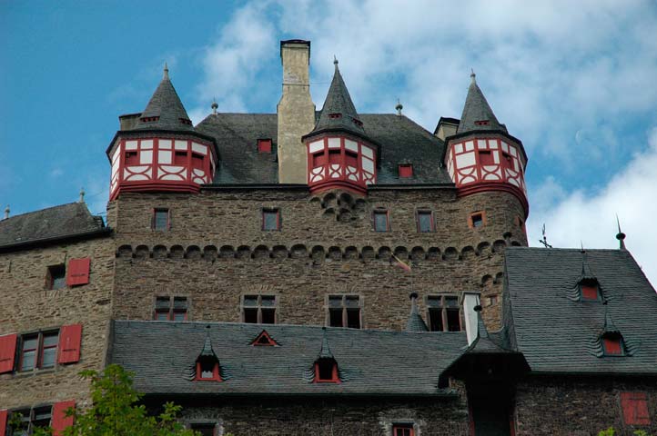 Burg Eltz über Moselkern Elzbach Mosel Wirschem Eifel