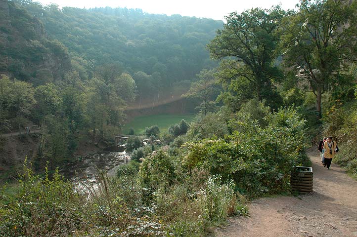 Burg Eltz über Moselkern Elzbach Mosel Wirschem Eifel