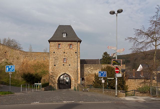 Bad Munstereifel der Heisterbacher Tor foto9 2015 04 16 16.44